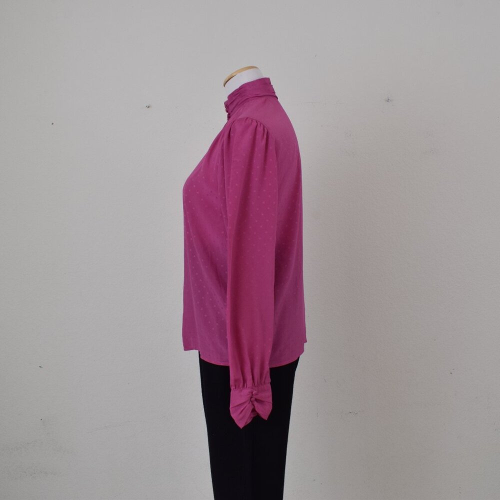 Vintage 80s pink Polyester Secretary Blouse by Cabrais - Picture 3 of 11